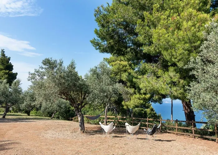 The Ideal Secluded Retreat
