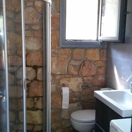 The Ideal Secluded Retreat *
