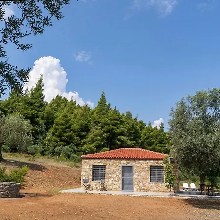 The Ideal Secluded Retreat *