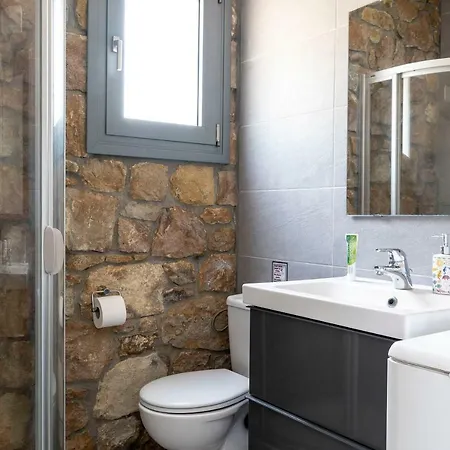 The Ideal Secluded Retreat *